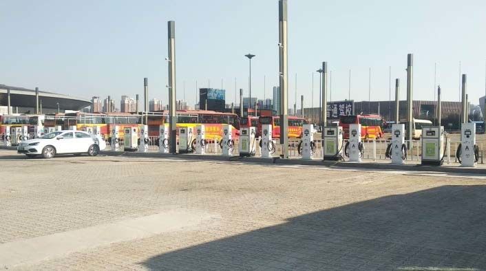 Car GB/T Level 3 EV Rapid Charger Station CCS 60KW With Advertisement Display