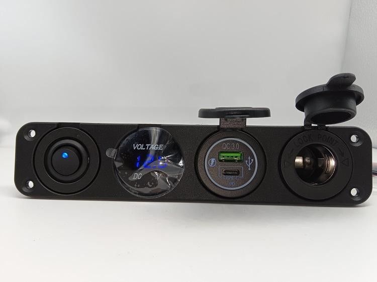 4 In 1 Automotive Voltmeter Dual USB 12V Car Cigarette Lighter Voltage Meter With Switch